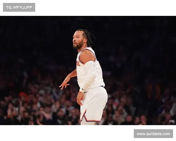 魔术不敌尼克斯，小瓦格纳左膝伤退成比赛转折点